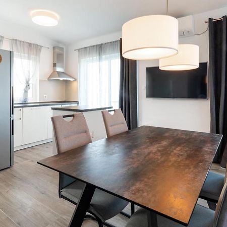 Vila Apartments Marina Blato  Εξωτερικό φωτογραφία