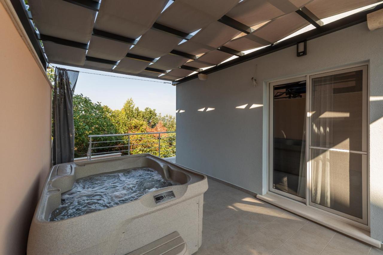 Vila Apartments Marina Blato  Εξωτερικό φωτογραφία