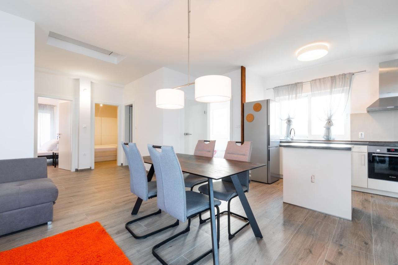 Vila Apartments Marina Blato  Εξωτερικό φωτογραφία